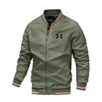 The men's waterproof jacket for autumn and winter is a breathable, oversized cap, lightweight jacket and outdoor jacket