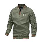 The men's waterproof jacket for autumn and winter is a breathable, oversized cap, lightweight jacket and outdoor jacket