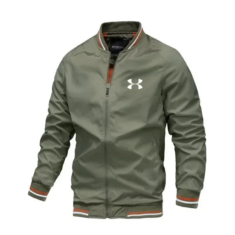 The men's waterproof jacket for autumn and winter is a breathable, oversized cap, lightweight jacket and outdoor jacket