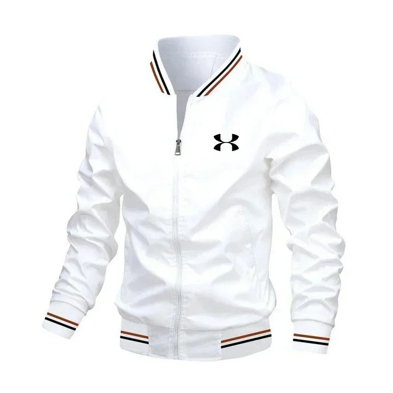 The men's waterproof jacket for autumn and winter is a breathable, oversized cap, lightweight jacket and outdoor jacket